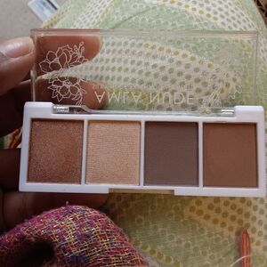 Eyeshadow Quad